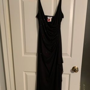 Homecoming/ Semi formal dress 🤍🤍